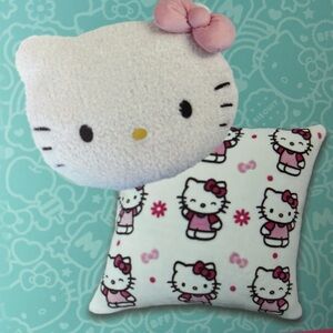 Set of 2 Hello Kitty Pink and White Pillows NWT so soft and cozy